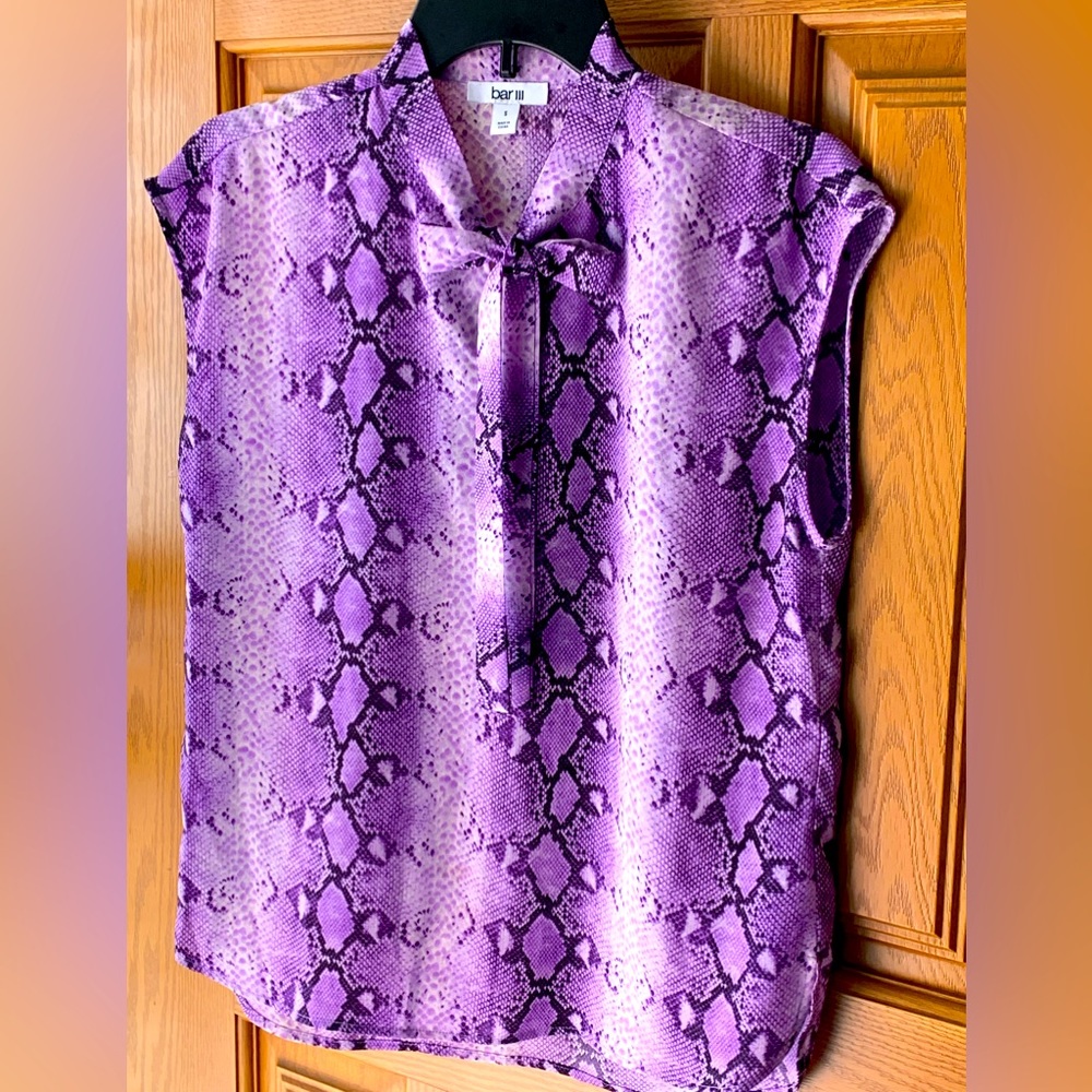 Sleeveless, cool, beautiful, purple, snakeskin, print blouse